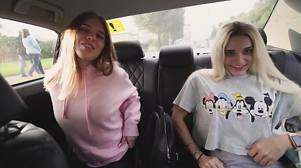 Покатал двух, а выебал одну